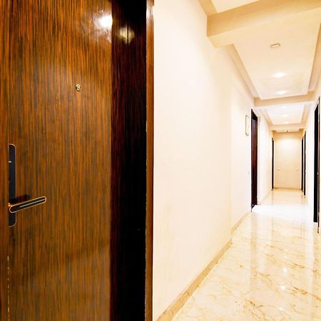Super Townhouse New Town Formerly Krish Residency โกลกาตา ภายนอก รูปภาพ