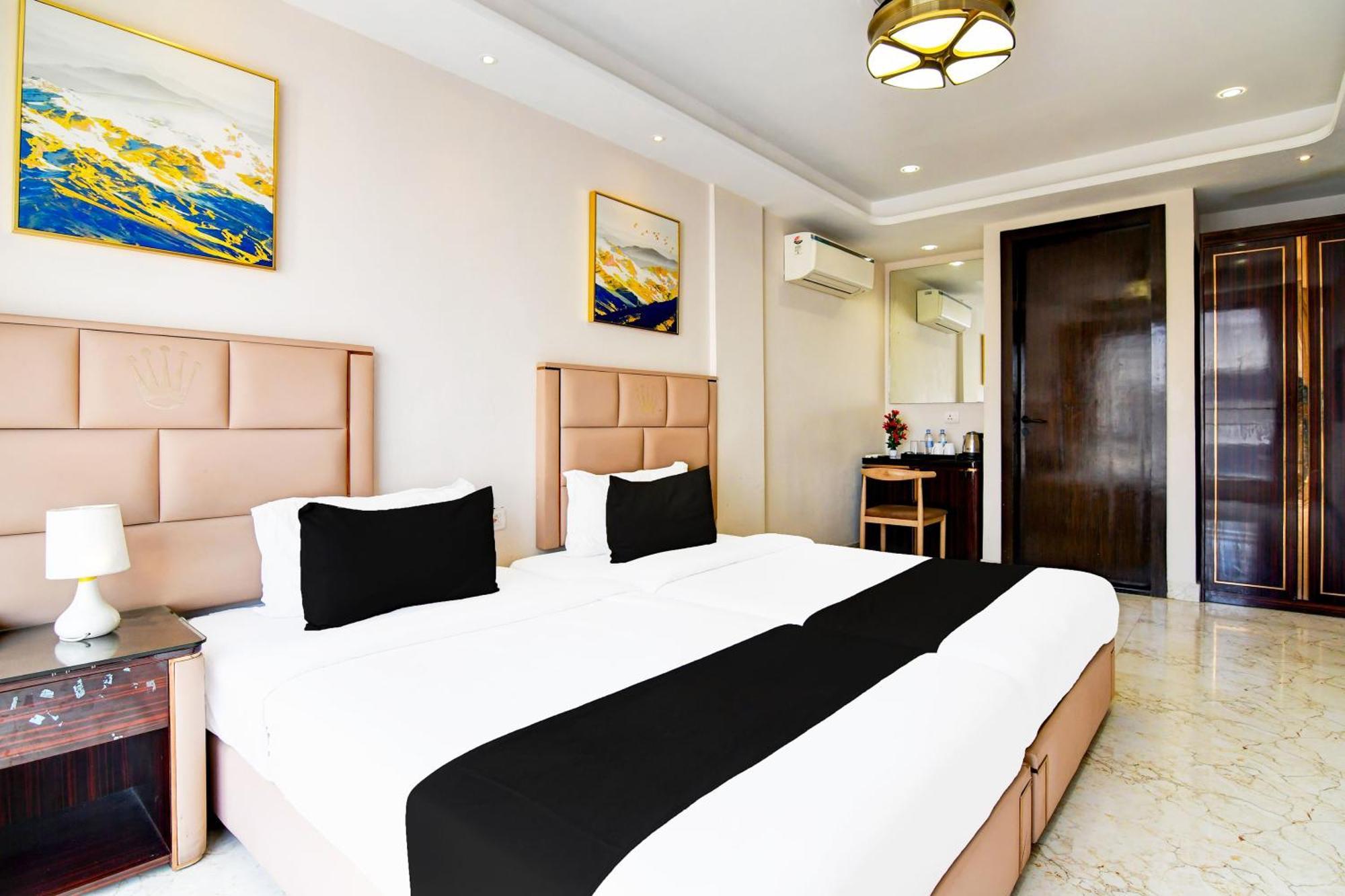 Super Townhouse New Town Formerly Krish Residency โกลกาตา ภายนอก รูปภาพ